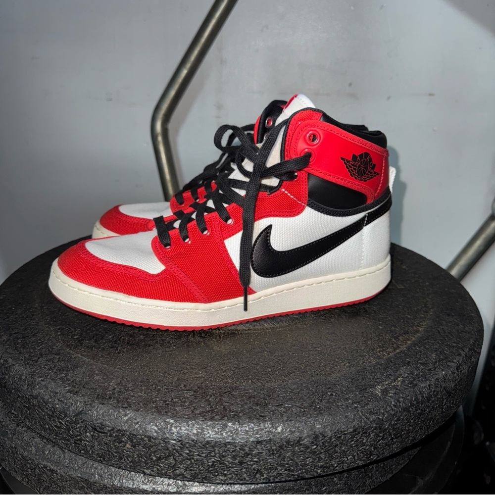 Nike High-Top Air Jordan AJKO